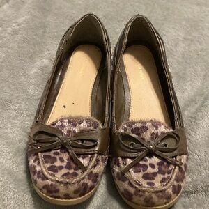 Old Navy Lepard penny loafers size 7